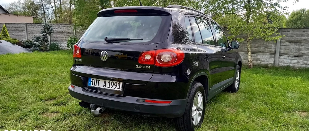 Volkswagen Tiguan cena 29900 przebieg: 194000, rok produkcji 2008 z Uniejów małe 497